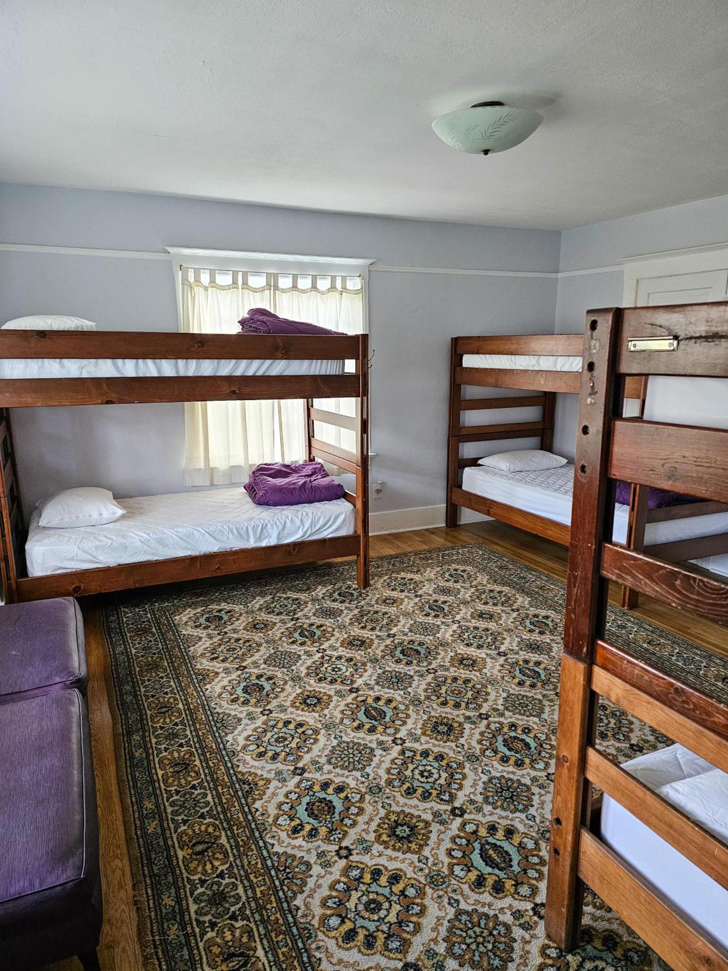 Hostel Orange Drive *